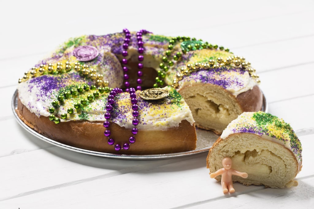 Mardi Gras King Cake Recipe - Making Life Delicious