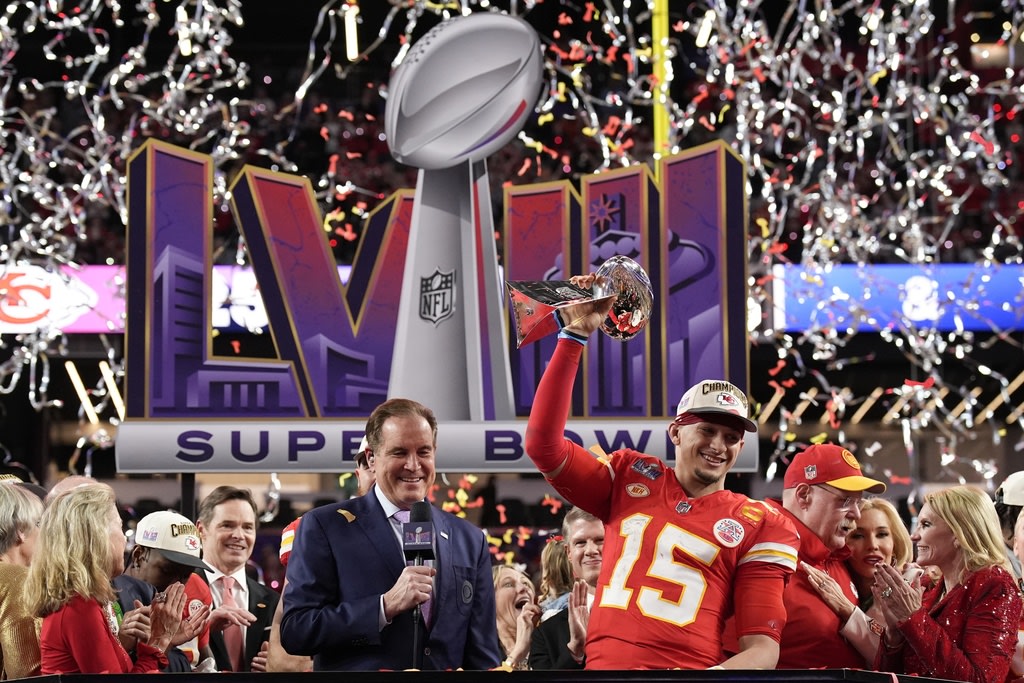 Los Kansas City Chiefs ganan el Super Bowl al derrotar 25 22 a los