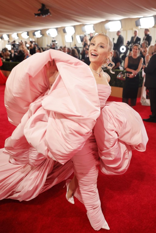 Ariana Grande Wears Flowing Pink Ensemble To 2024 Oscars Ariana Grande Wears Flowing Pink Ensemble To 2024 Oscars