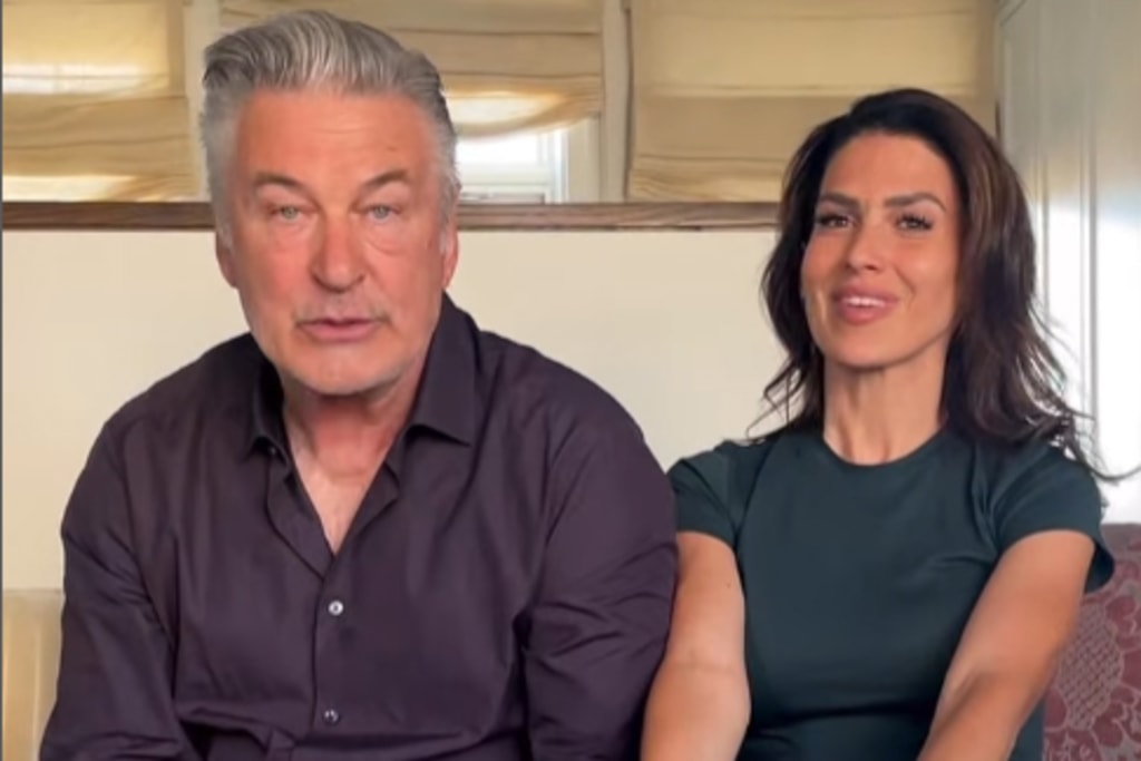 Alec And Hilaria Baldwin Announce Tlc Reality Series ‘the Baldwins