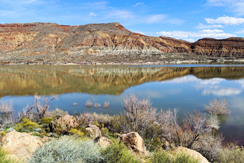 56 year old hiker in Utah is at least 5th person to die in state and national parks due to heat