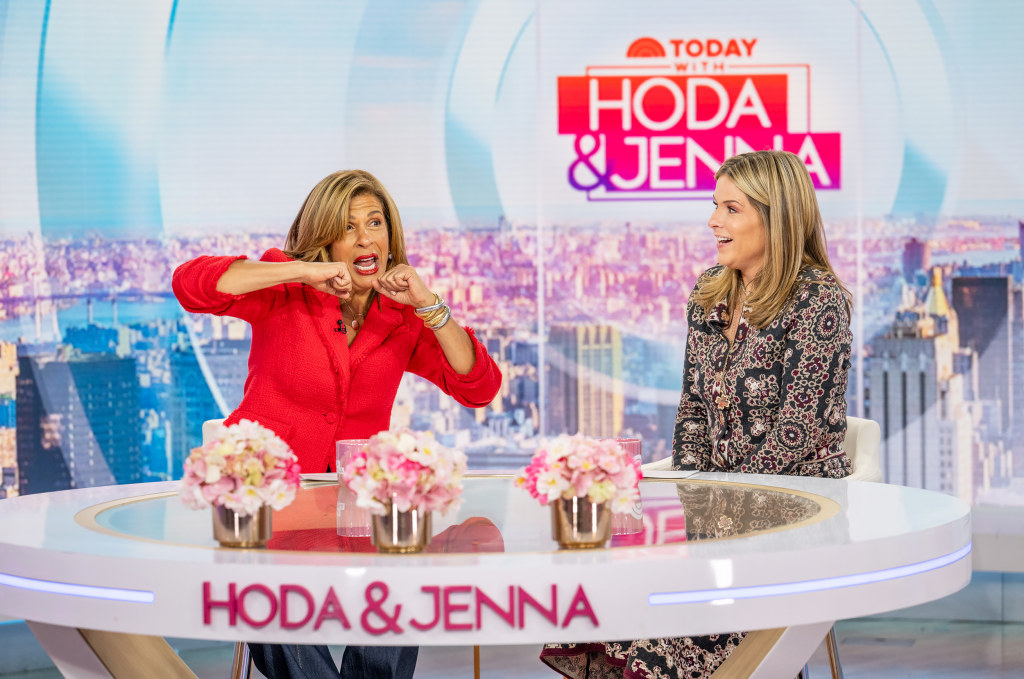 Hoda reveals symbol she’ll send Jenna during Thanksgiving parade