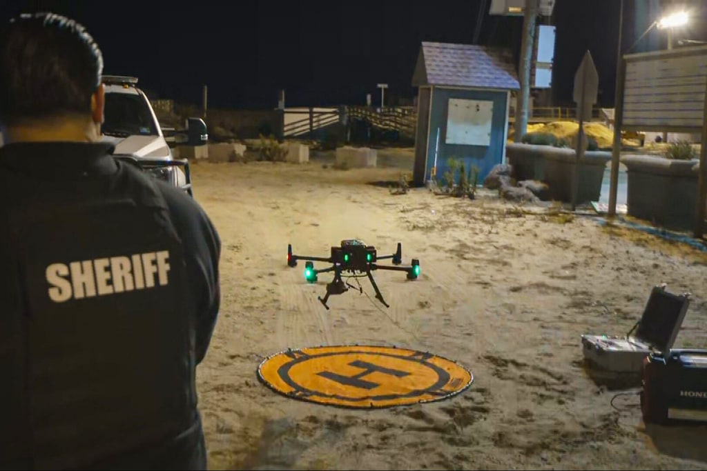 Chuck Schumer requests drone detection system for New York, New