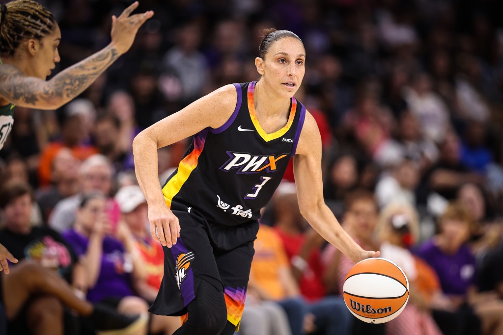 WNBA Diana Taurasi サイン入り写真 diana-taurasi-phoenix-mercury-