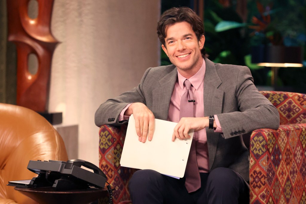 john mulaney biography - Ilustrasi 2