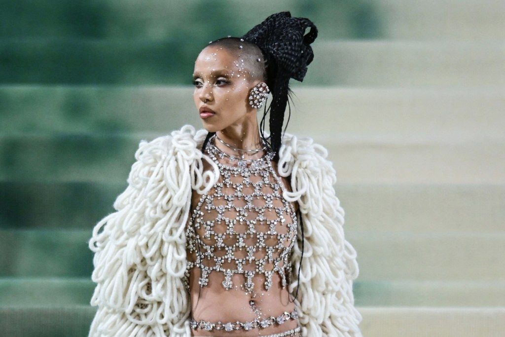fka twigs net worth 2025 - Ilustrasi 2