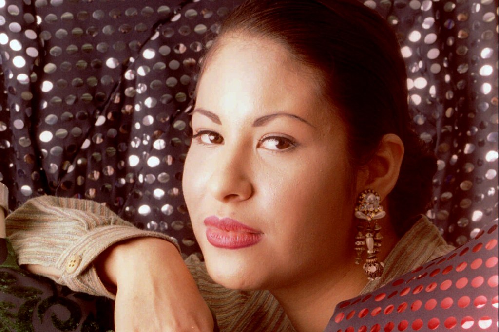 Selena Quintanilla Perez Open Casket Discover The New Selena