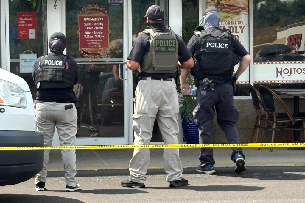 ICE agents trashed two Pennsylvania restaurants during a raid, employees  allege