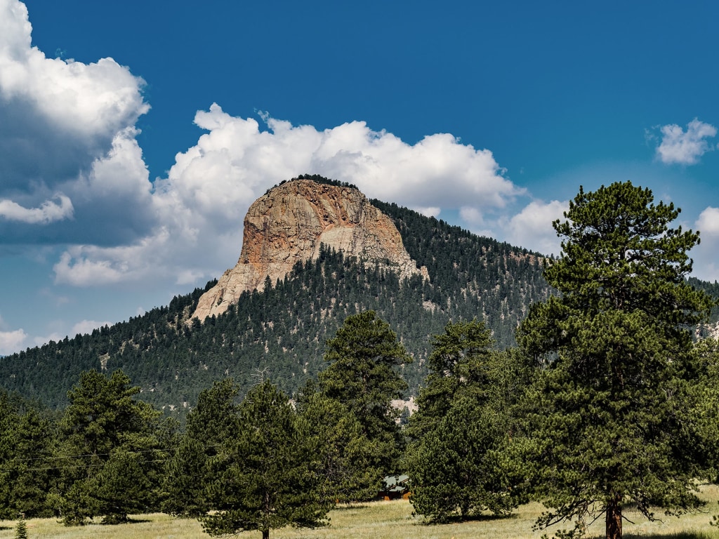 Colorado park ranger accused of making false report of being stabbed 