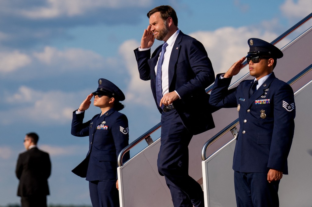 Trump helps pad JD Vance's political fund as questions about 2028 loom