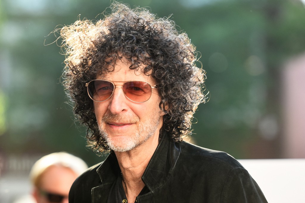 Howard Stern is not leaving his SiriusXM radio show, pulling a prank with Andy Cohen
