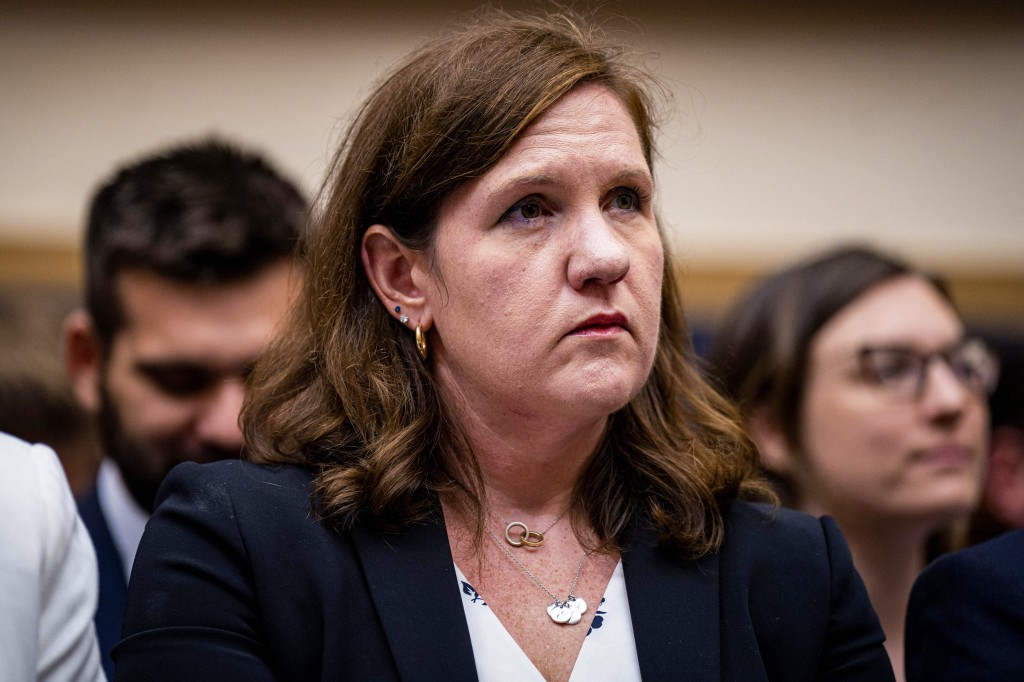 Supreme Court takes up dispute over Trump's authority to fire FTC member