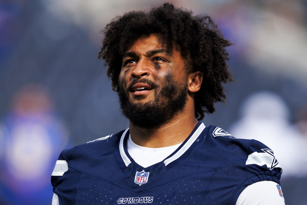 Cowboys football player Marshawn Kneeland honored by team and fans