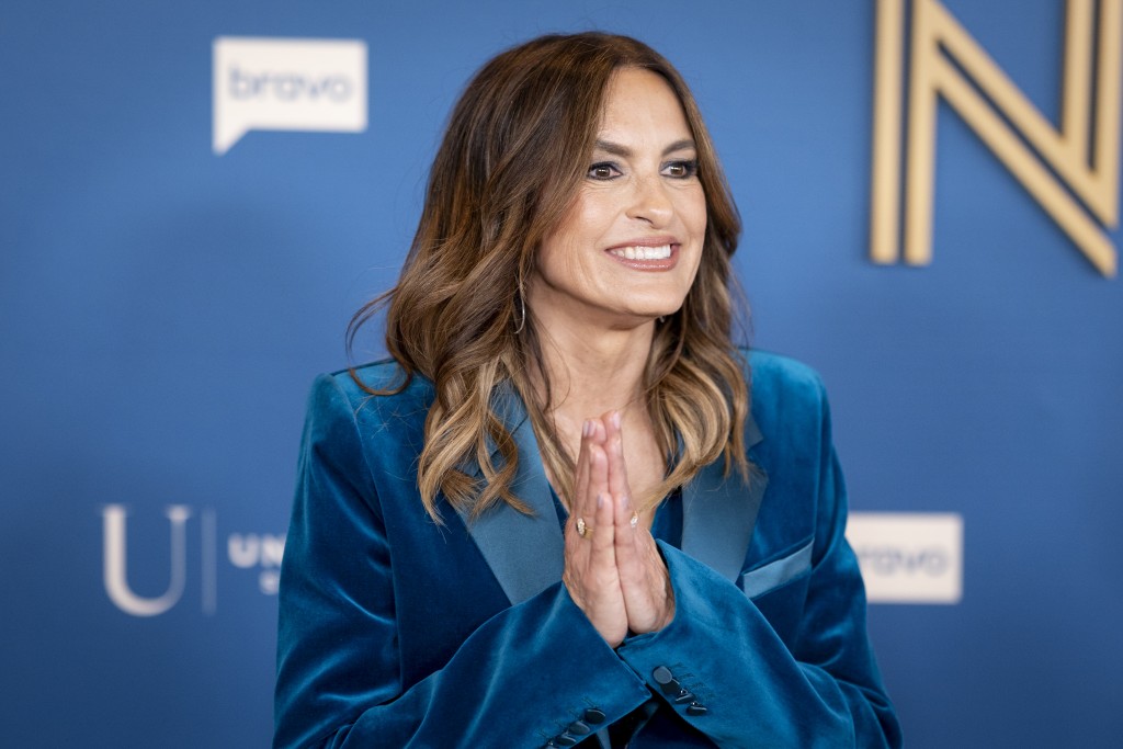 Mariska Hargitay Stuns in New Bob Haircut — See the Pics
