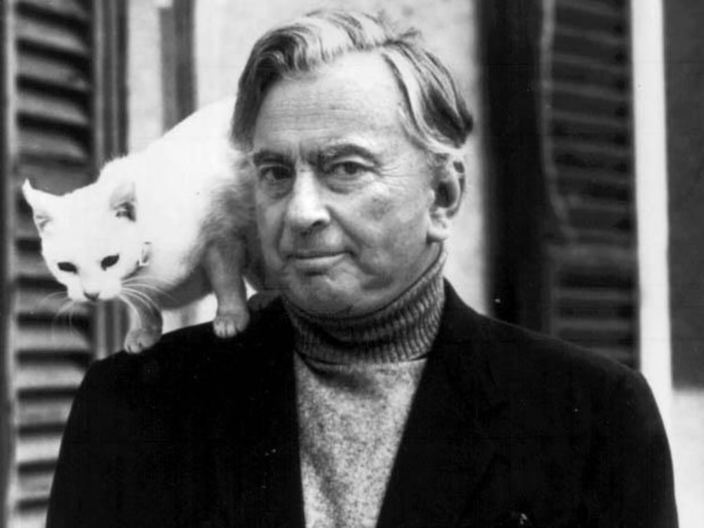Американский писатель 20 века с котом. Писатель с кошкой. Самые известные литературные коты. Капоте писатель американский.