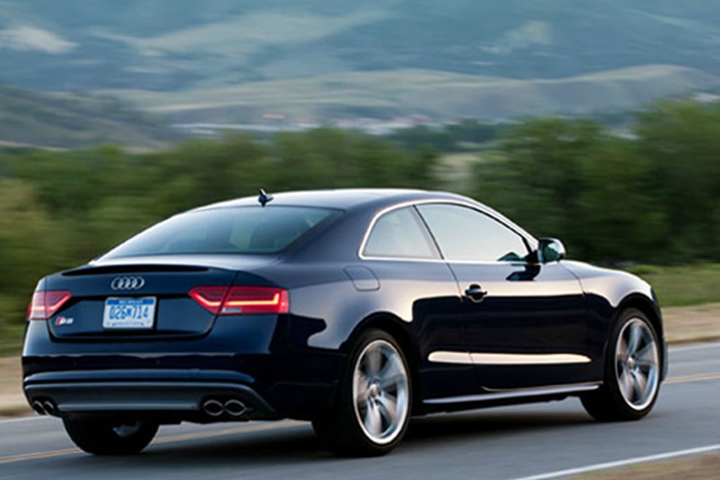 Audiapos;s race to dominate luxury market hits speed bump