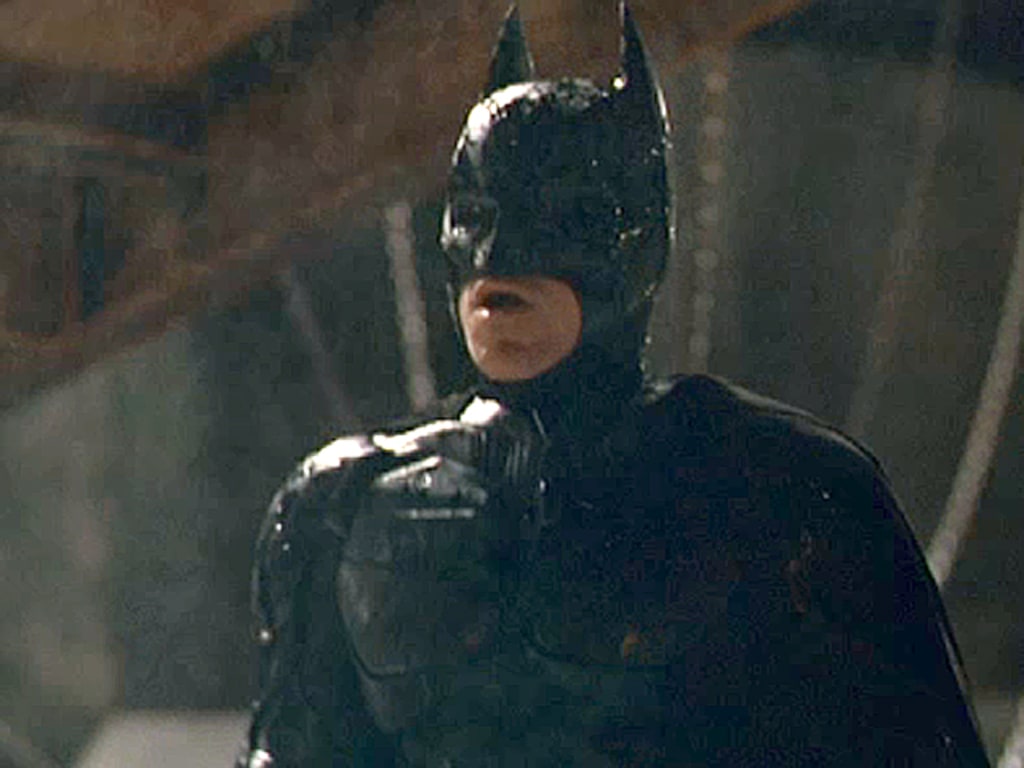 New 'The Dark Knight Rises' trailer suggests Batman may meet his doom