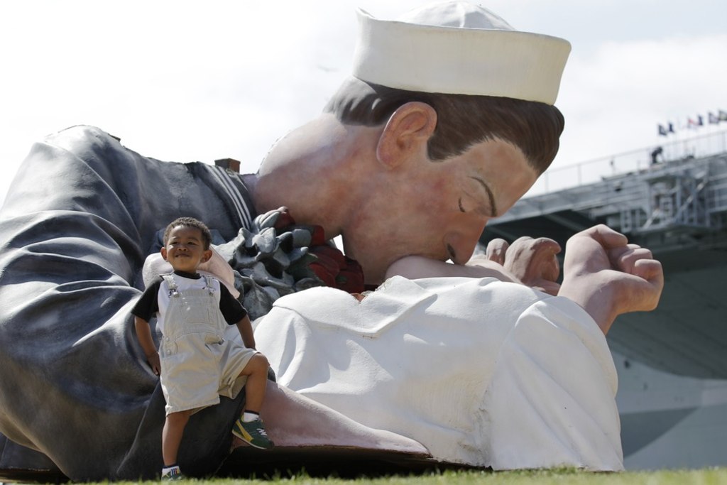 Безоговорочная капитуляция это определение. 8 мая 1945 года был подписан акт о безоговорочной капитуляции германии. Капитуляция германии кратко. Фотография безоговорочная капитуляция. Фотография безоговорочная капитуляция.