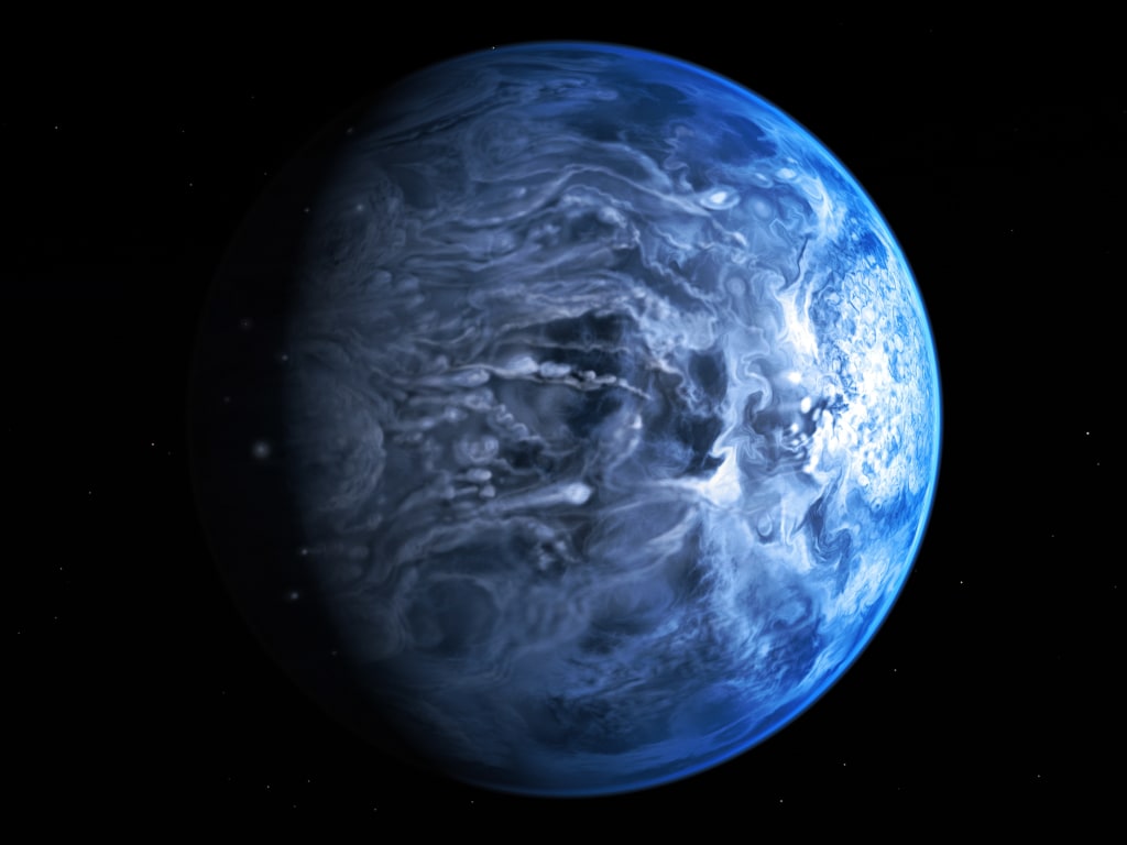 Bizarro in blue: Alien planet's color detected for the first time