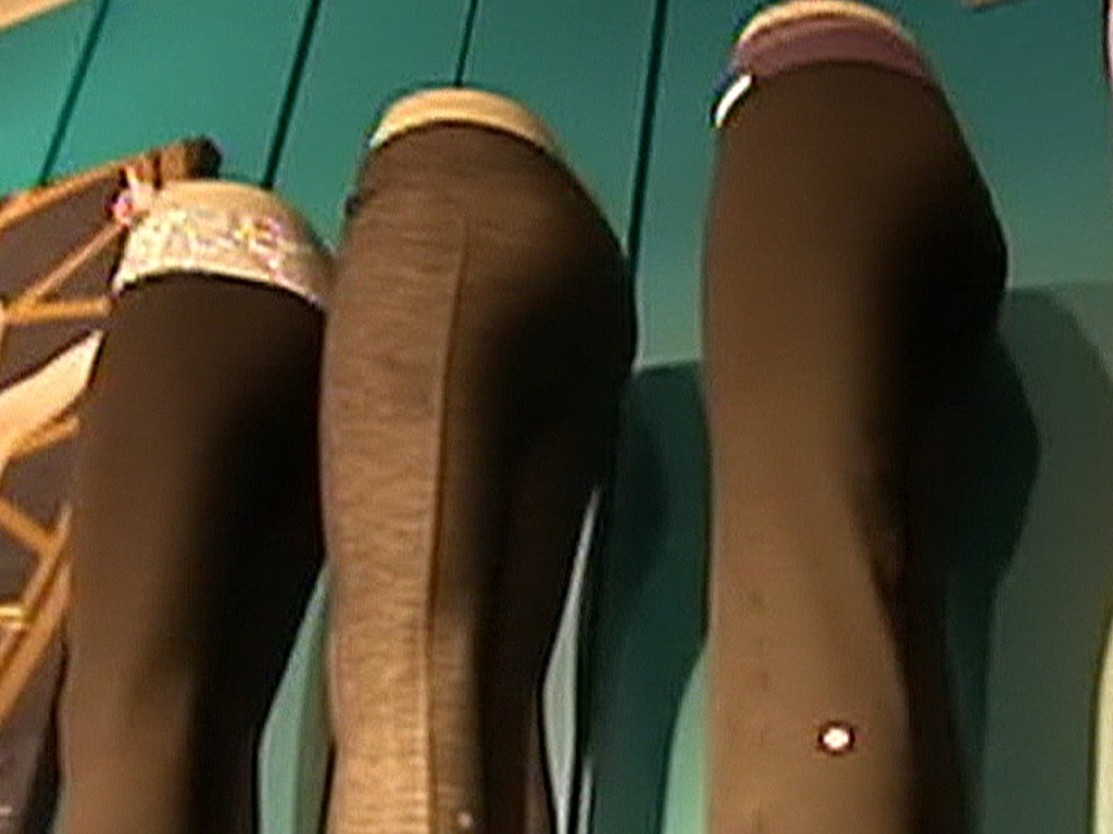 Lululemon Leggings Black And White With Black See Through Panels On Legs  Used | eBay
