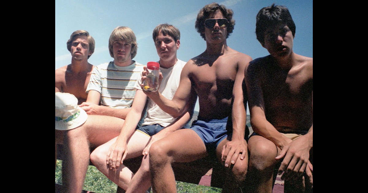Since '82, friends recreate photo every 5 years
