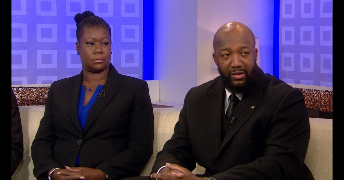 Dad: 'If Trayvon had been white,' this wouldn't have happened