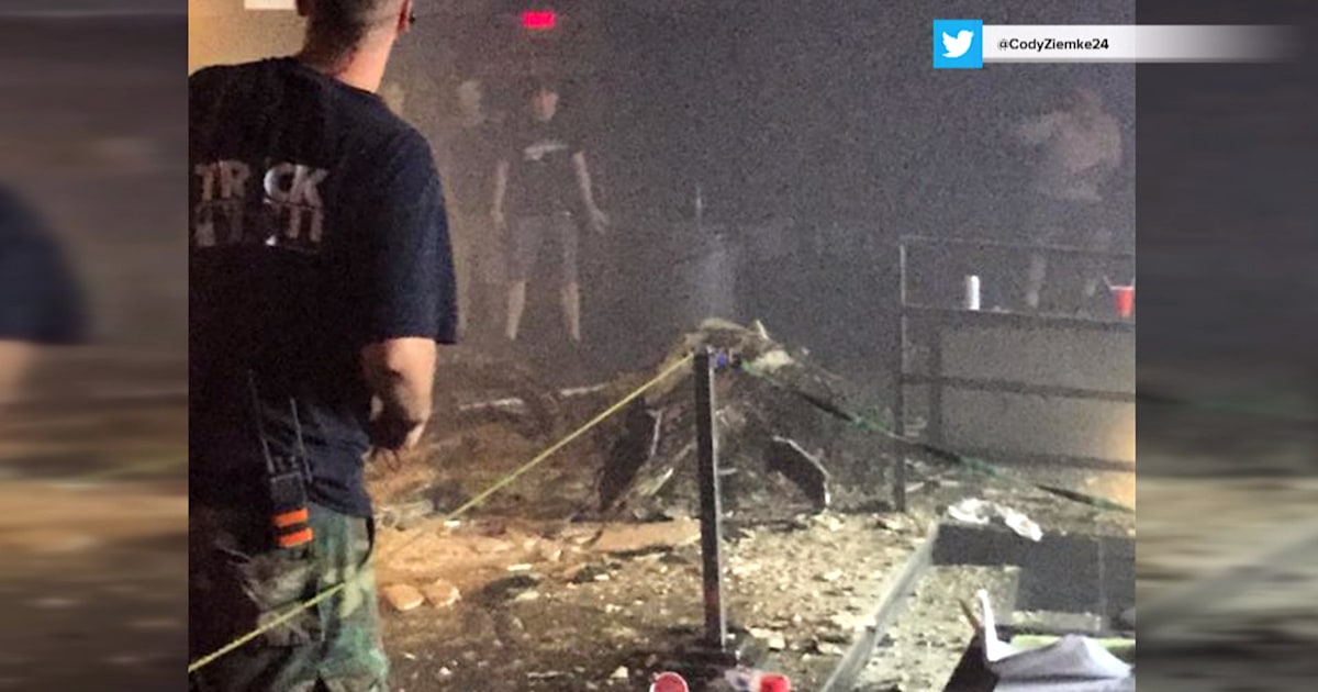 Ceiling collapses during Minneapolis concert, injuring at least 3