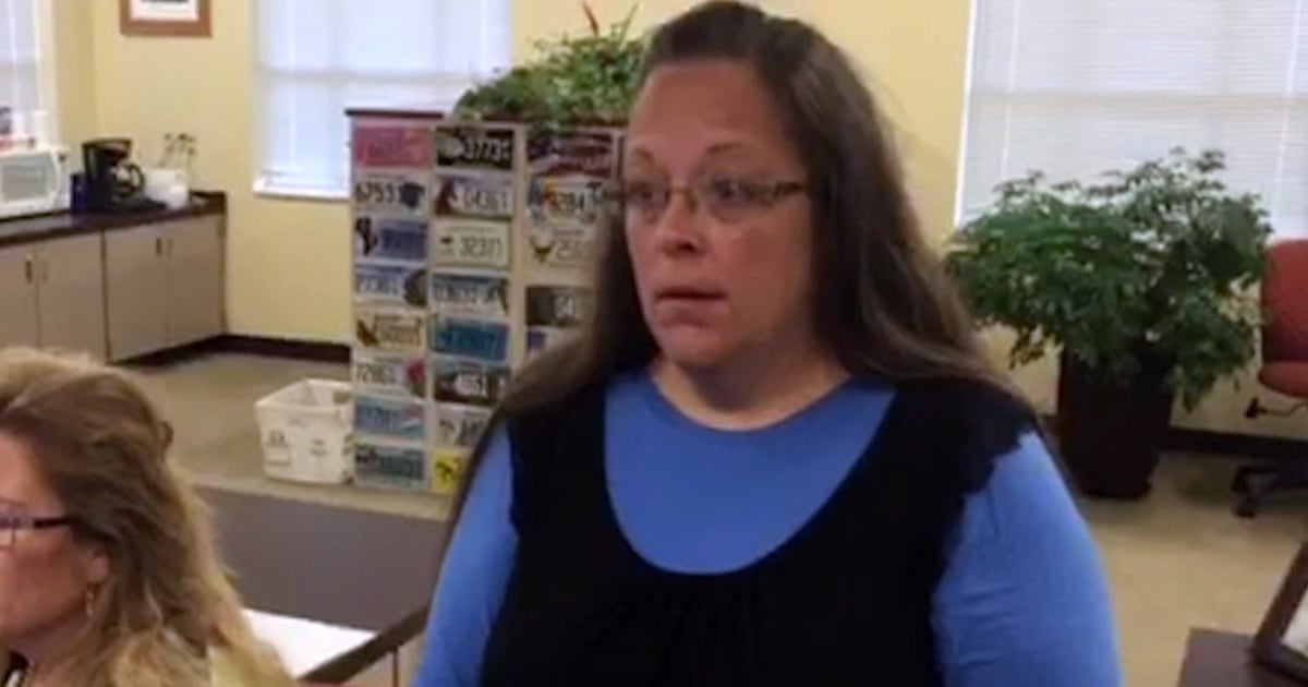 Kim Davis jailed, Rowan County set to issue marriage licenses