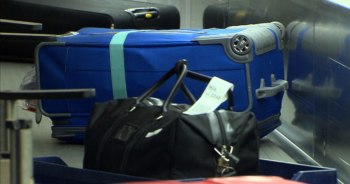 American Airlines unveils new baggage-tracking feature