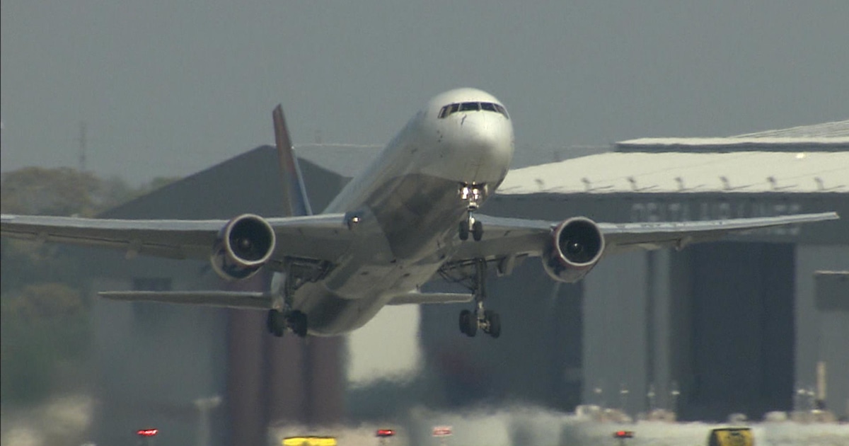 Tom Airline Code Sky-high profits for airlines, lower fares for passengers