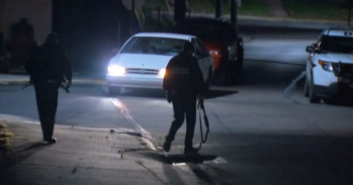 2 officers shot, 1 fatally, in Pennsylvania; Manhunt underway