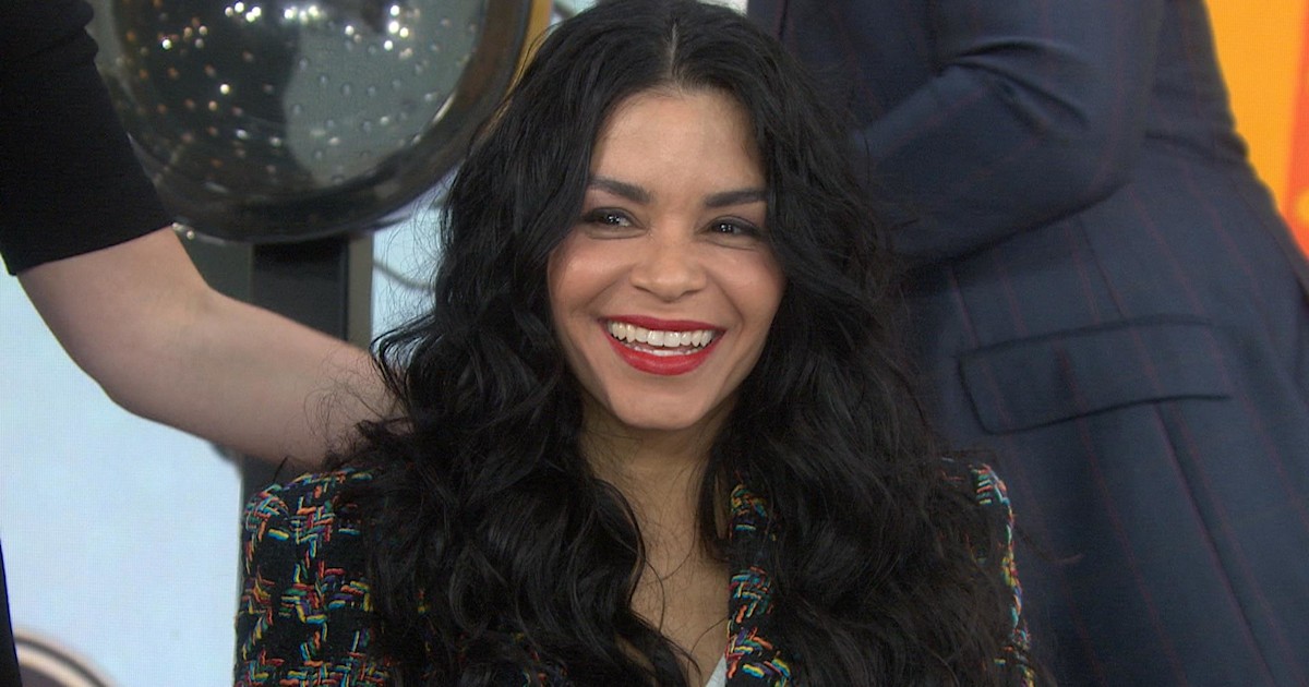 Own your hair: How to embrace your natural look, curly or straight