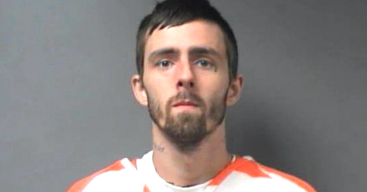 Manhunt underway for inmate escaped from Alabama jail