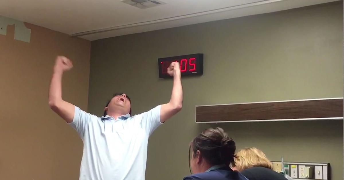 This  excited dad can’t believe he’s ‘finally’ getting a boy - see his hilarious reaction!