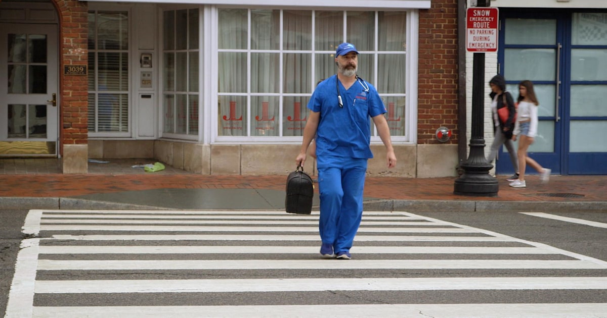 Meet the doctor who makes house calls