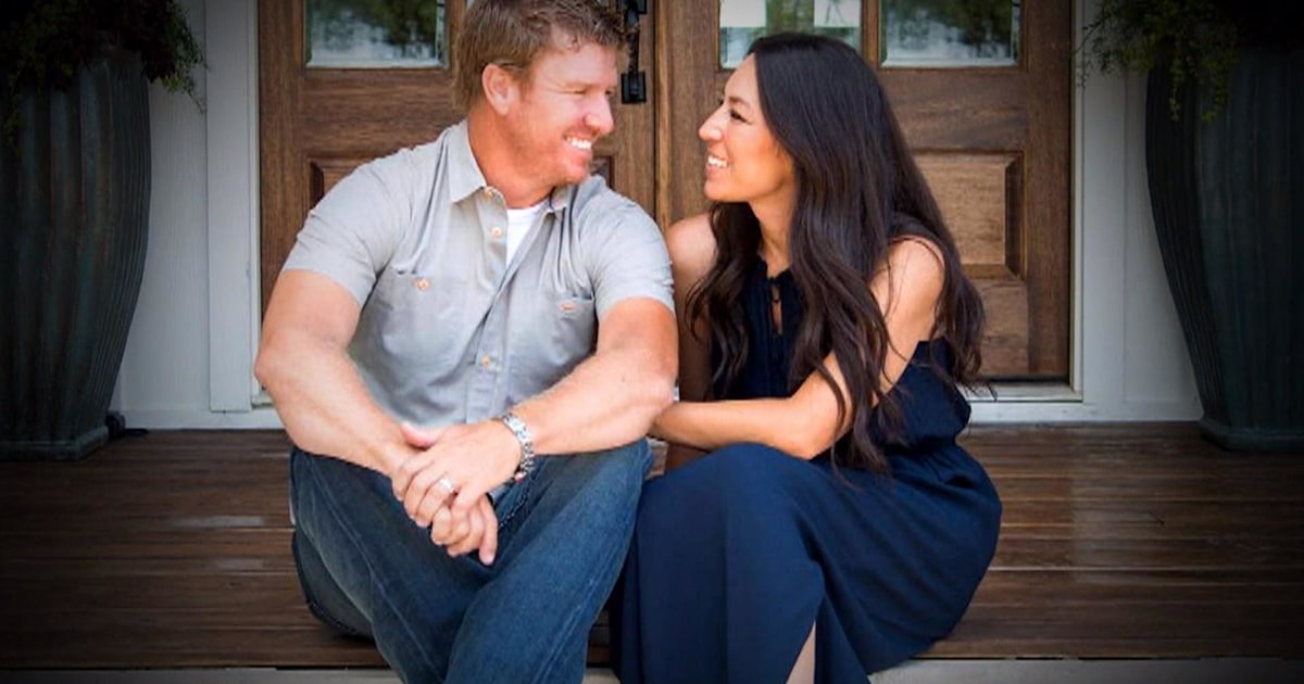 On ‘Fixer Upper’ finale, Chip and Joanna Gaines bid an emotional farewell