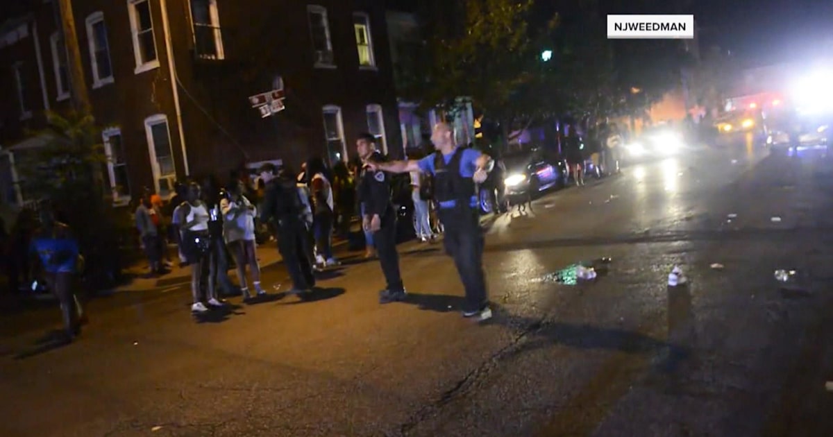 Suspect dead, 20 injured in a shooting at New Jersey art event