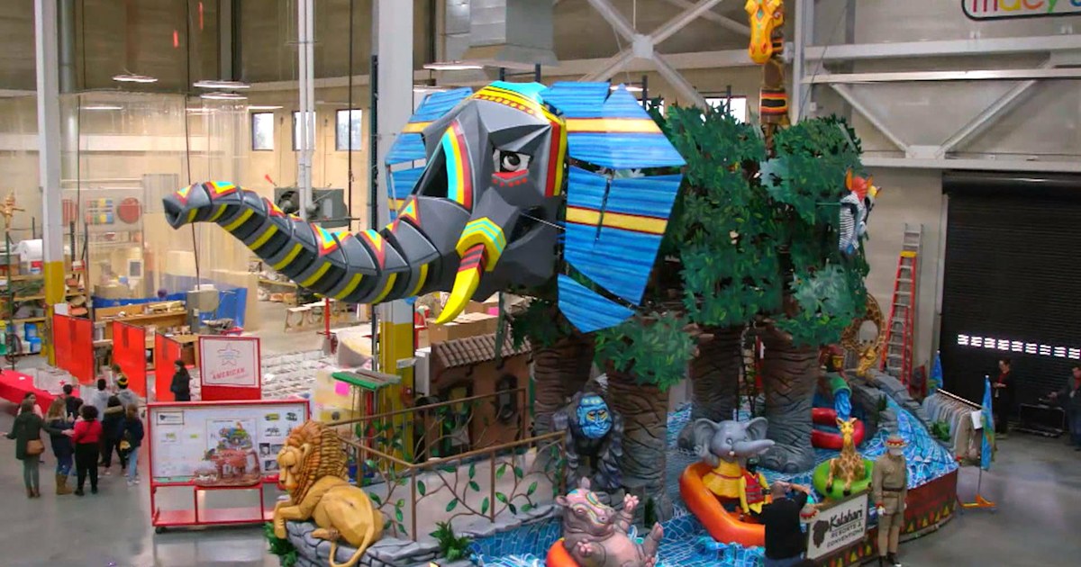 Go behind the scenes of the 2018 Macy’s Thanksgiving Day Parade