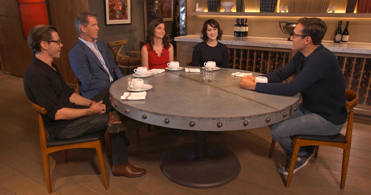 ‘Mrs. Doubtfire’ cast looks back on beloved film 25 years later