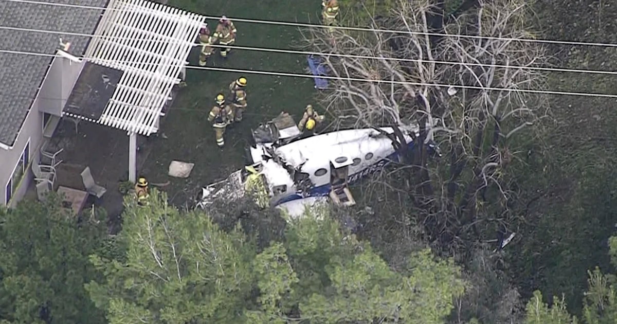 Dramatic images show deadly small plane crash in California