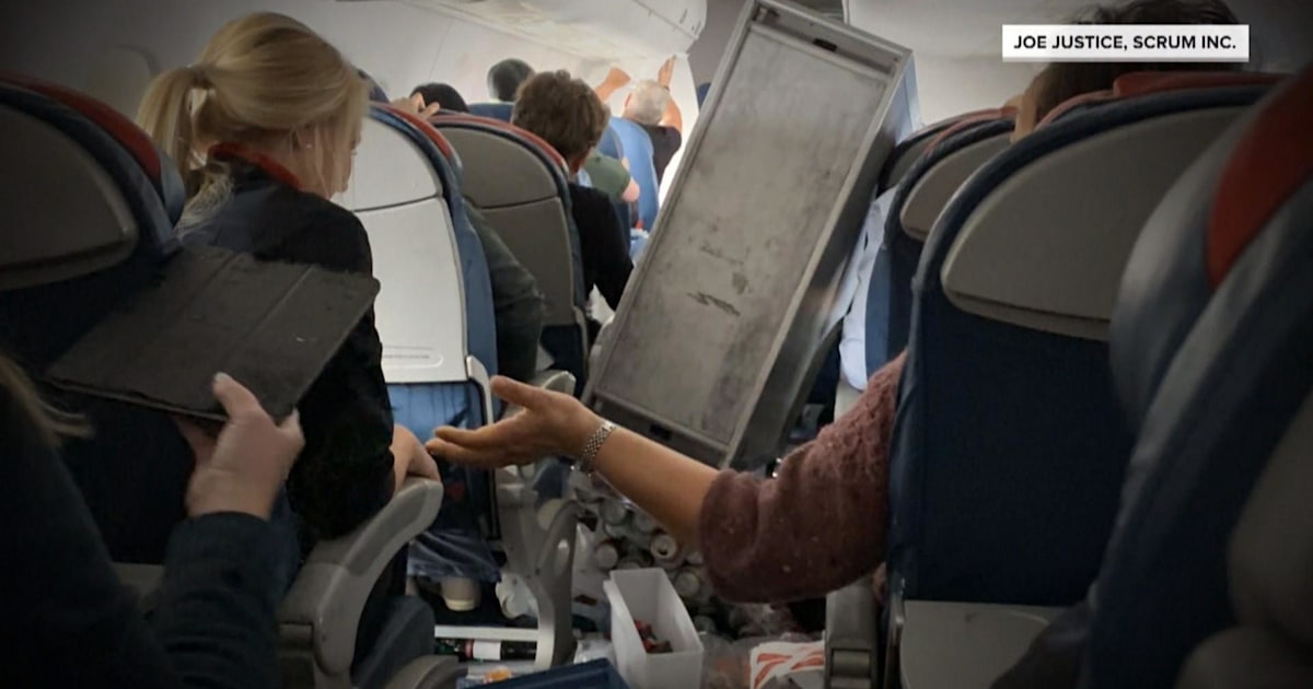 Delta flight turbulence injures 5, forces emergency landing