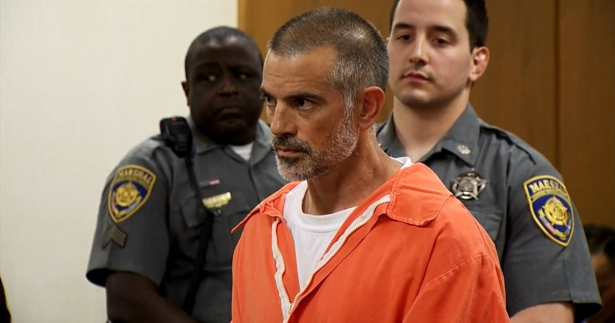 Estranged husband of missing Connecticut mom due in court