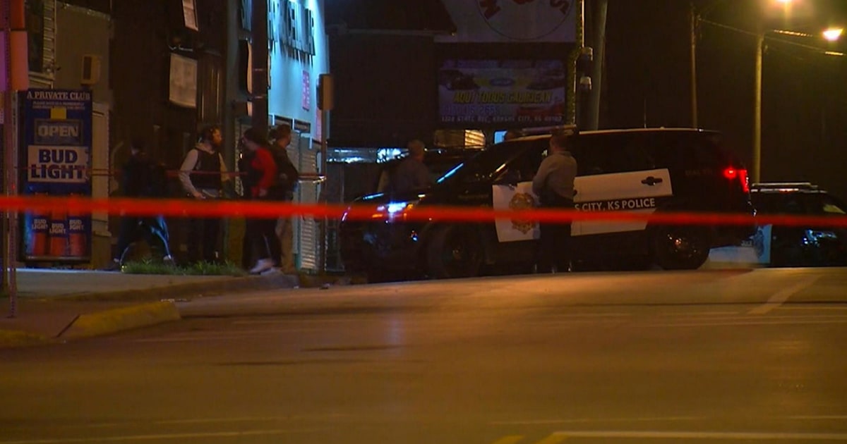 Kansas City shooting leaves at least 4 dead, 5 injured