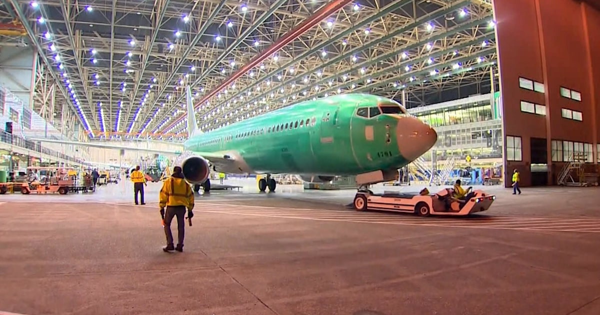Boeing to suspend production of 737 Max planes in January