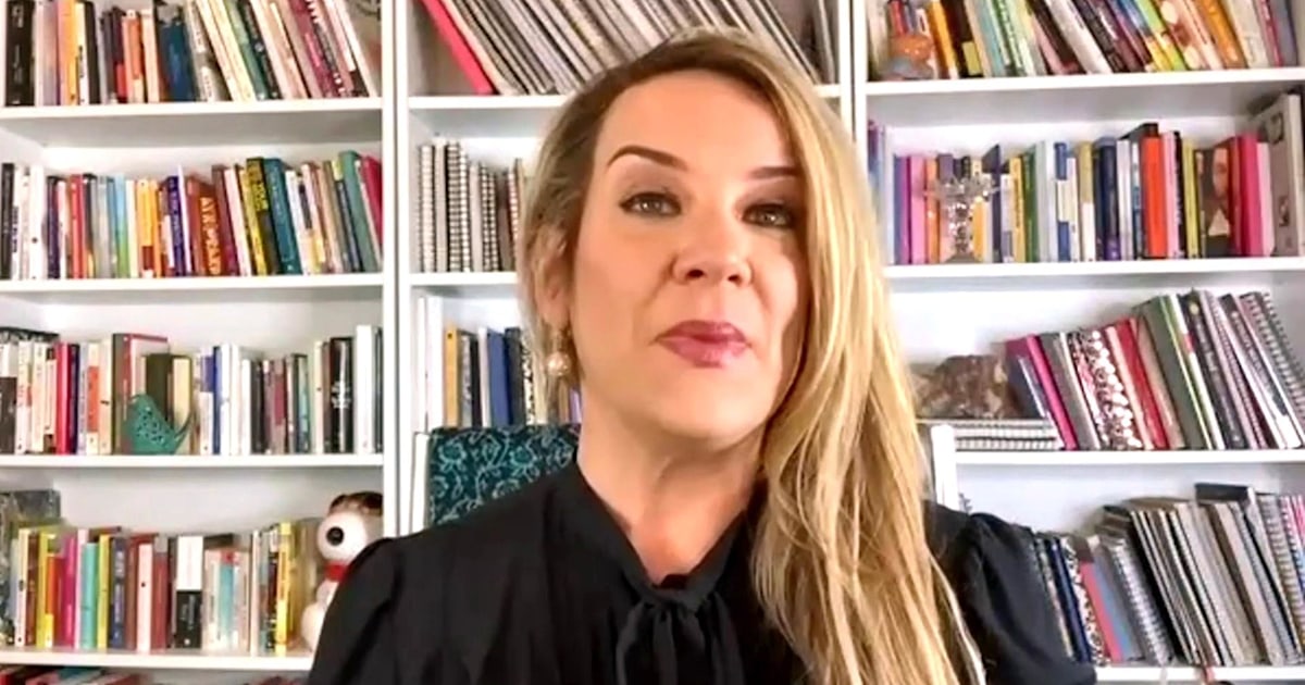 Texas real estate agent charged in Capitol attack pleads for pardon