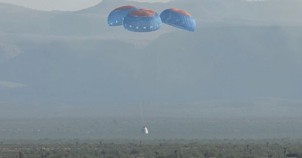 Blue Origin Makes First Developmental Test Flight