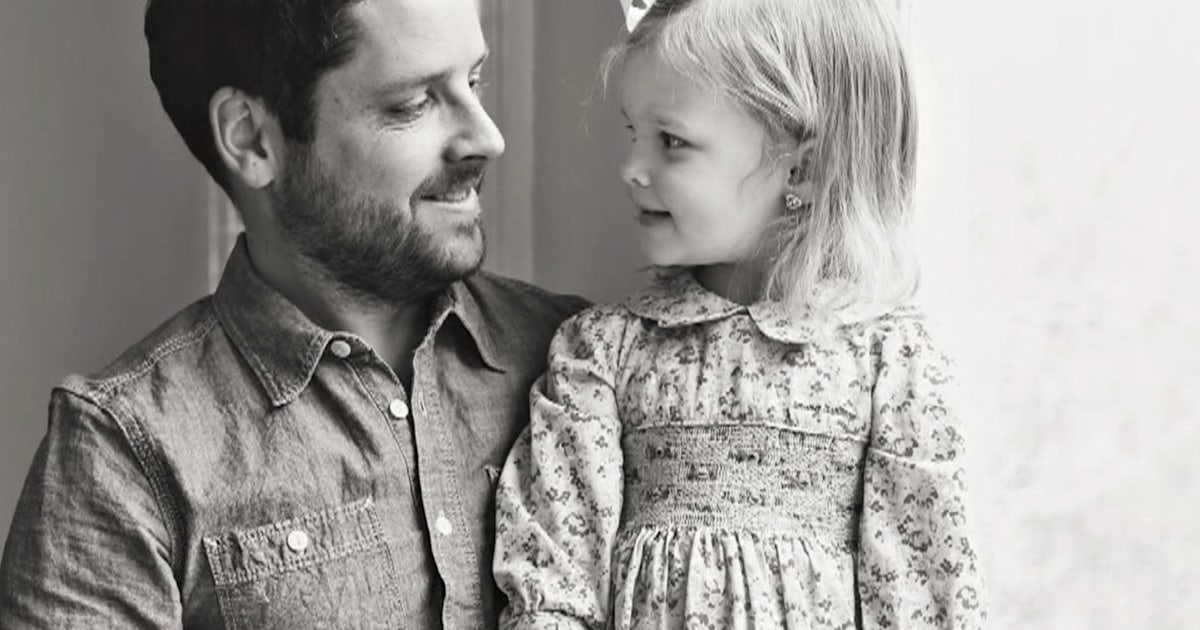 Widower recreates wedding photos with daughter