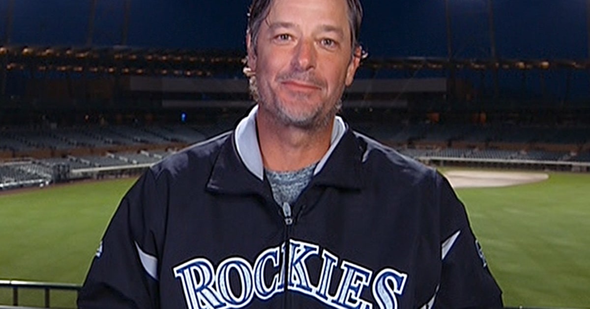 Rockies' Moyer, at 49, becomes oldest pitcher to win a major league game -  Duluth News Tribune
