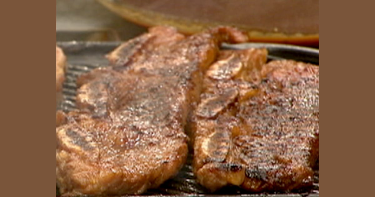 Lip-smacking ribs, chicken