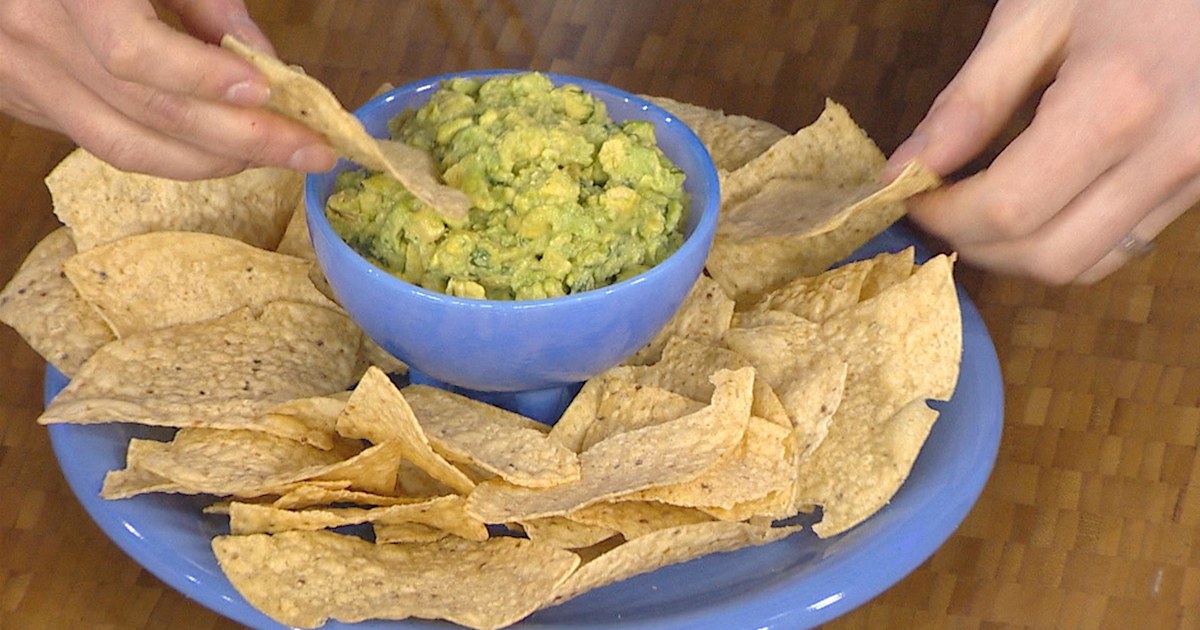 Make guacamole super quickly with Justin Chapple’s snack hack